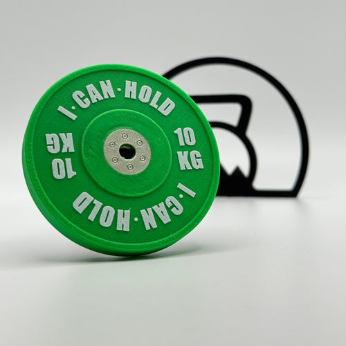 I•CAN•HOLD 10kg Green Edition, die MagSafe Handyhalterung für's Gym in der vorderen schrägen Ansicht.